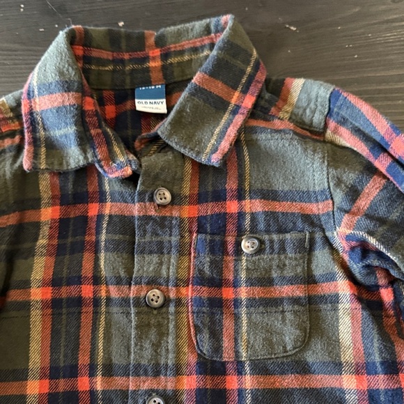 Old Navy Kids Plaid Button-Down Shirt - Green and Red - Picture 4 of 5